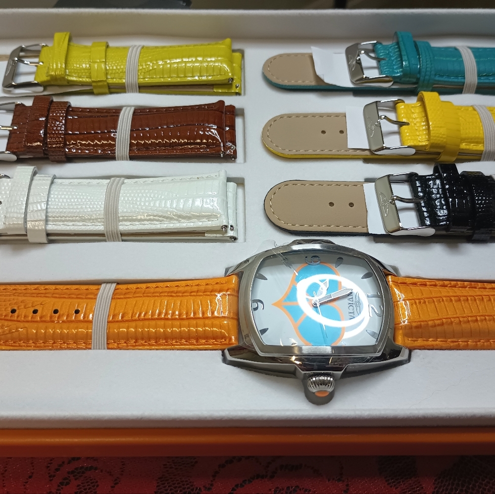 Invicta Peace & Love Lupah "Race to Erase MS" Watch Set - Picture 3 of 5